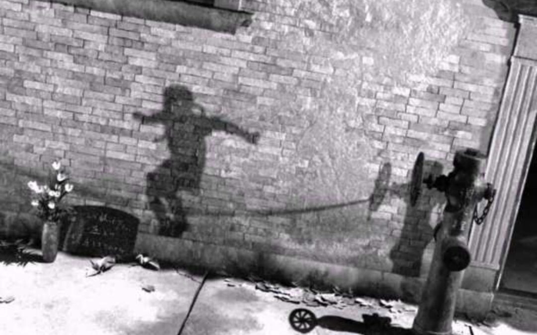 Sombras de Nagasaki: Silhuetas Deixadas Pela Bomba Atômica