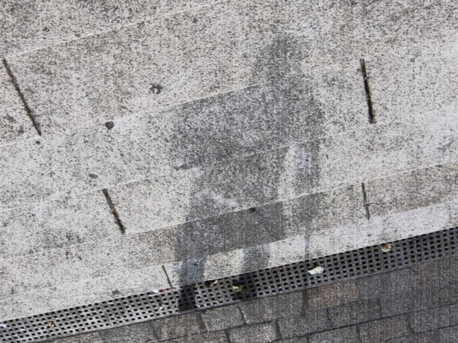 As sombras de Nagasaki são marcas deixadas pela explosão atômica de 9 de agosto de 1945.