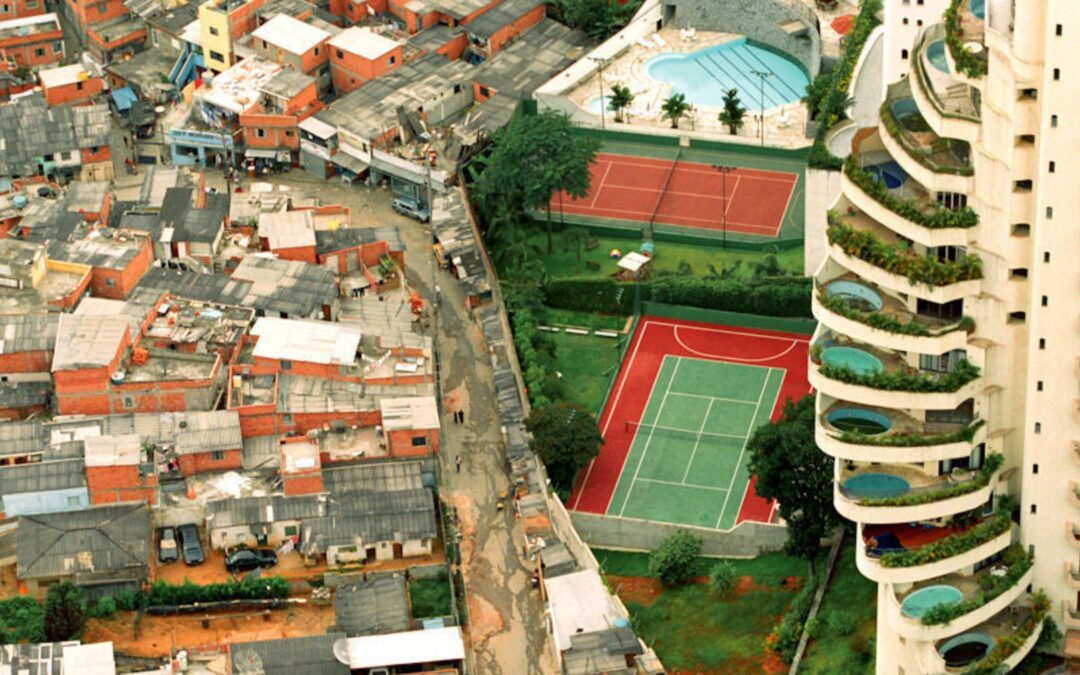 Desigualdade Social no Brasil: Morumbi e Paraisópolis