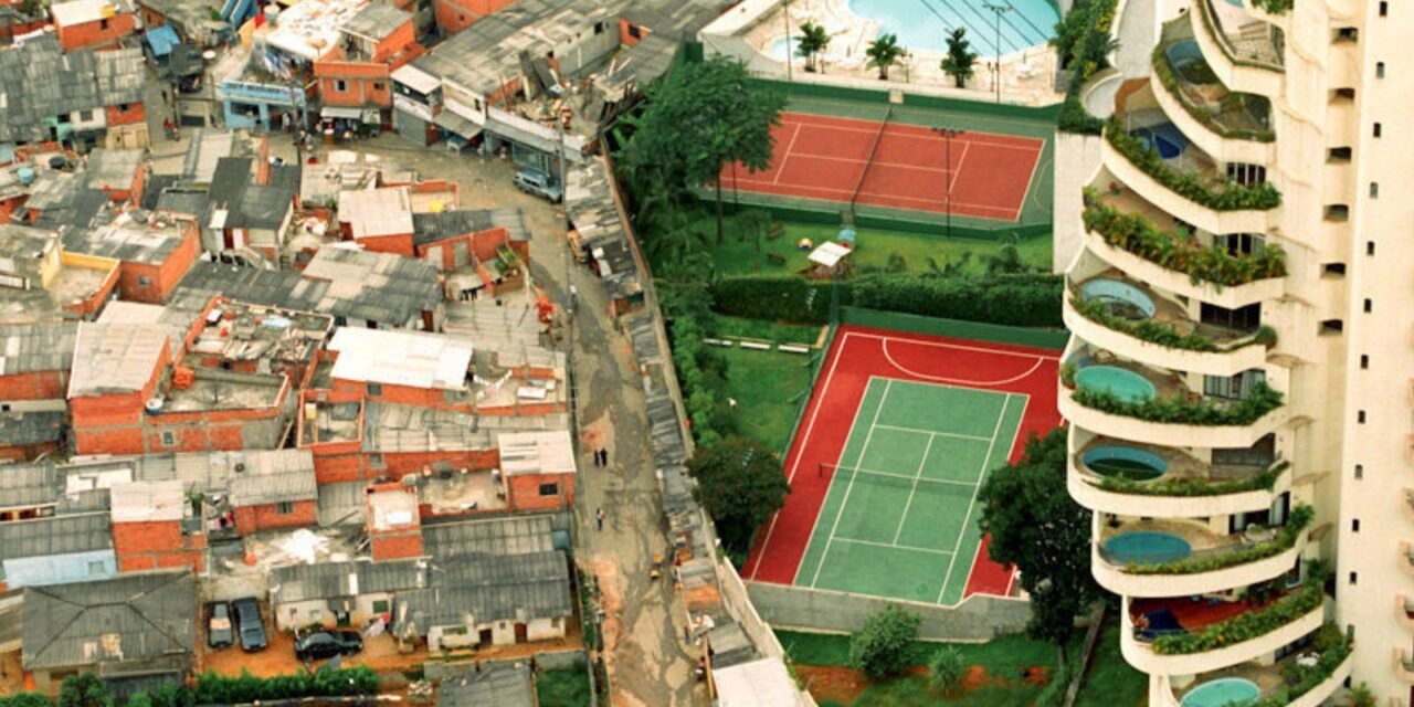 Desigualdade Social no Brasil: Morumbi e Paraisópolis