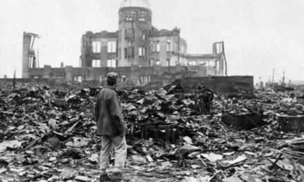 Rosa de Hiroshima: A Poesia como Memorial da Bomba Atômica