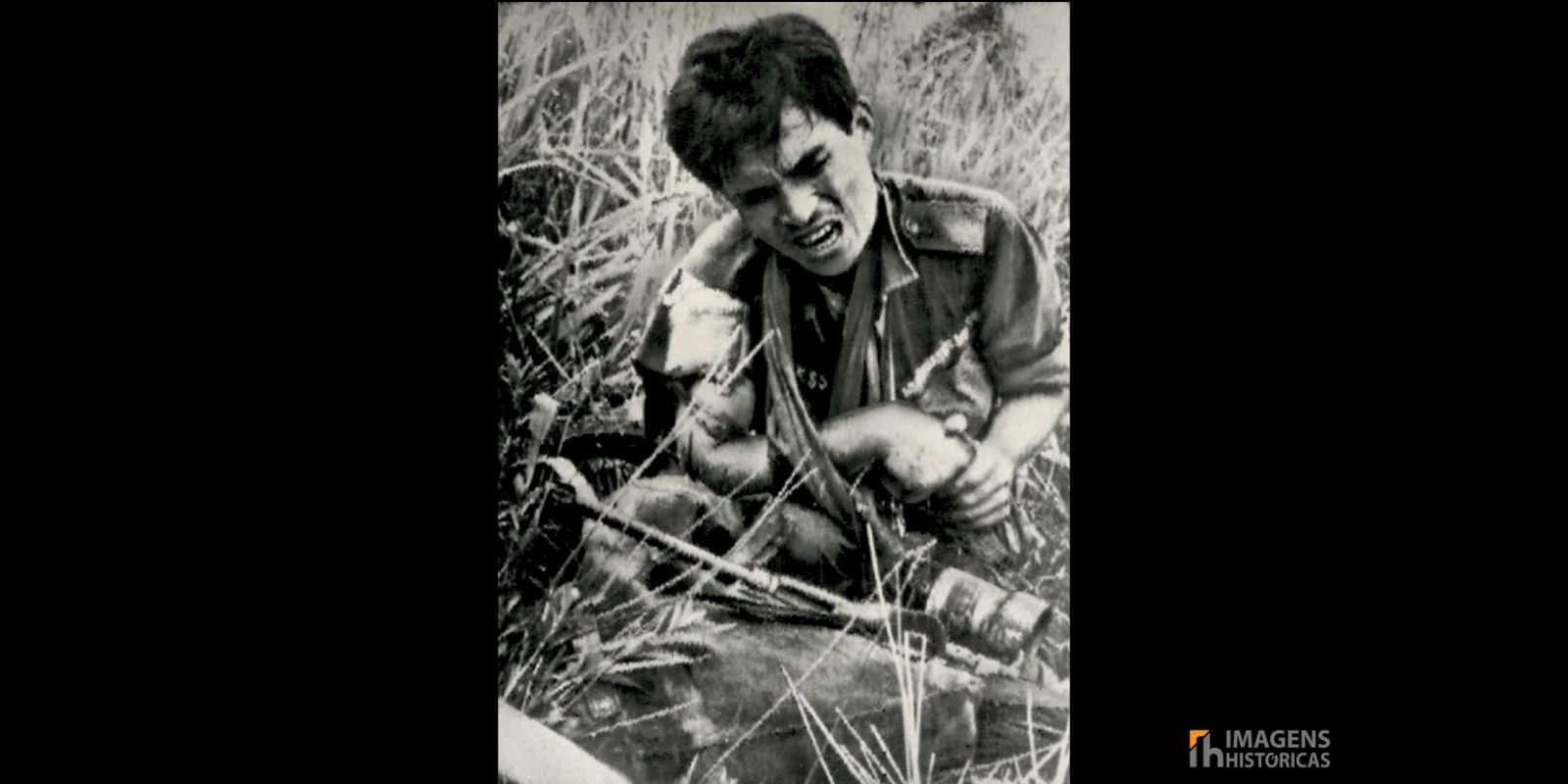 Thanh ferido por tiros de metralhadora em maio de 1965.