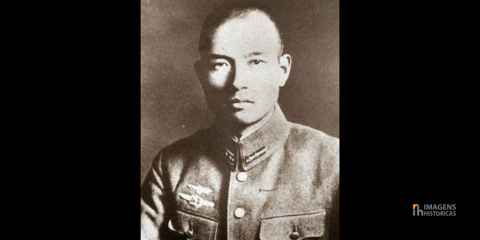 Carta do Capitão Masanobu Kuno aos filhos de 5 e 2 anos, enviada na véspera do ataque. (A Última Carta dos Kamikazes).