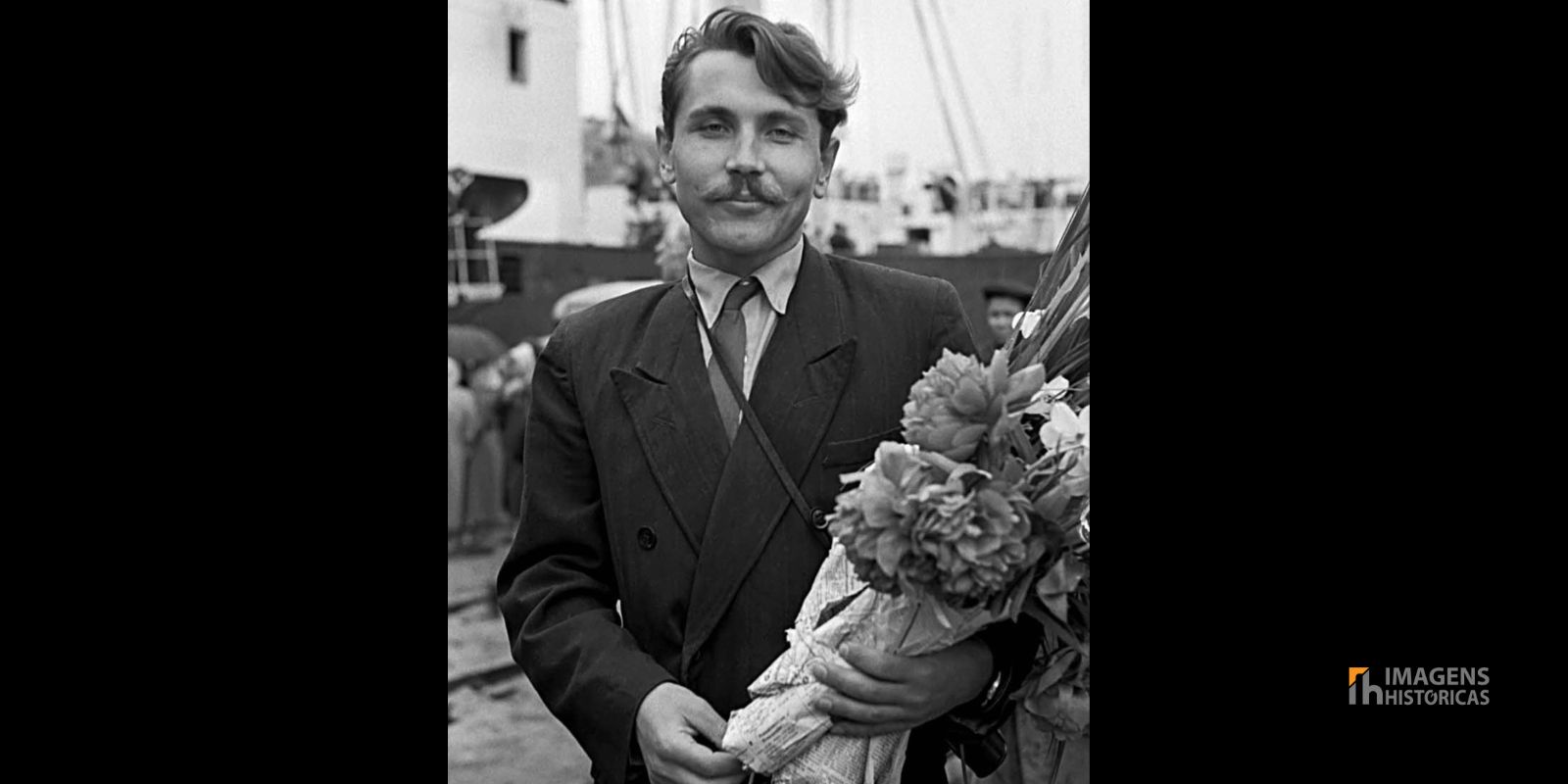 Um retrato de Leonid Rogozov, o médico que se tornou um herói soviético após sua incrível demonstração de coragem e habilidade médica na Antártica.