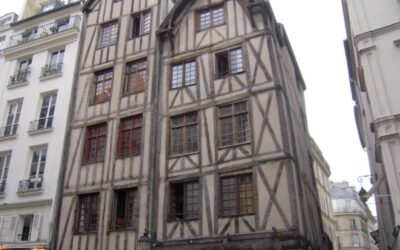 Maison à Colombages – Casa de Madeira do Século XV em Paris
