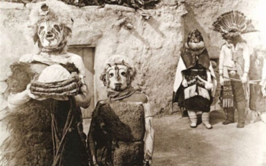 Máscaras Kachina – Símbolos Sagrados do Povo Indígena Hopi