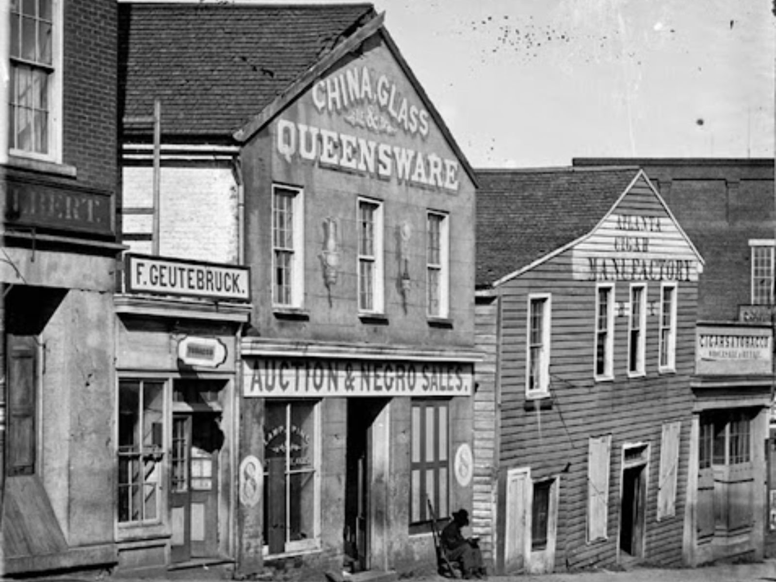 Mercado de Escravos nos Estados Unidos, Atlanta, 1864. Foto: "Auction & Negro Sales, Whitehall Street". Barnard, George N. Library of Congress.