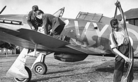 Plumbers: Heróis da RAF Essenciais na Defesa da Inglaterra