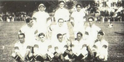 O dia 21 de julho de 1914 marca um dos momentos mais significativos na história do futebol brasileiro: o primeiro jogo da Seleção Brasileira. Esse evento simboliza o início de uma jornada que transformaria o país em uma das maiores potências do futebol mundial. A partida, realizada no Rio de Janeiro, contra o Exeter City, da Inglaterra, foi um ponto de partida para a construção de uma identidade esportiva nacional.